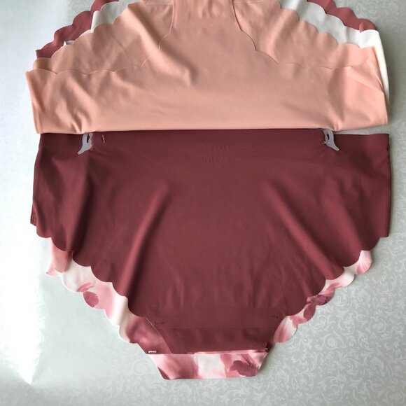 Danskin Invisible Support BRAS, Removable Pads, 3-set , Panties 5 Set - Picture 14 of 16